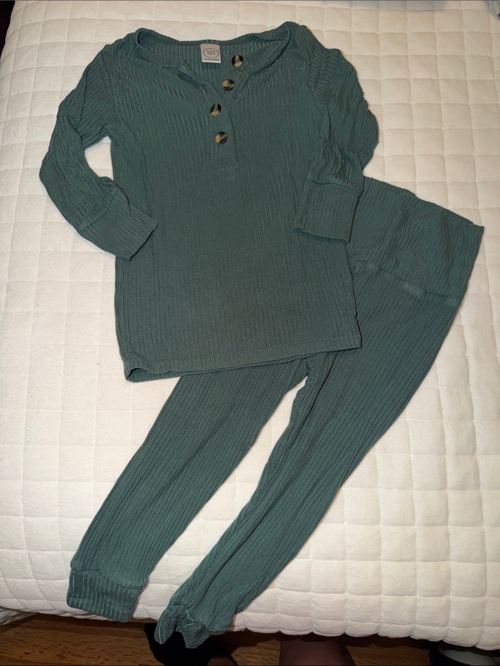 Lou Lou & Company Ribbed Long-Sleeve Pajama Set (Pierce)